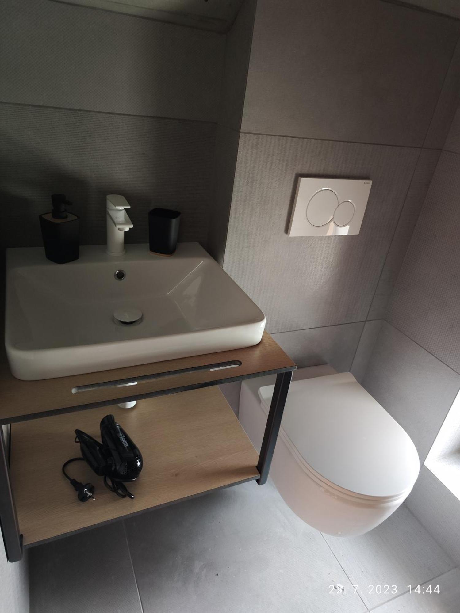 Appartamento Lucka Bled Quiet Location, Free Bikes, Big Garden, Doctor Esterno foto