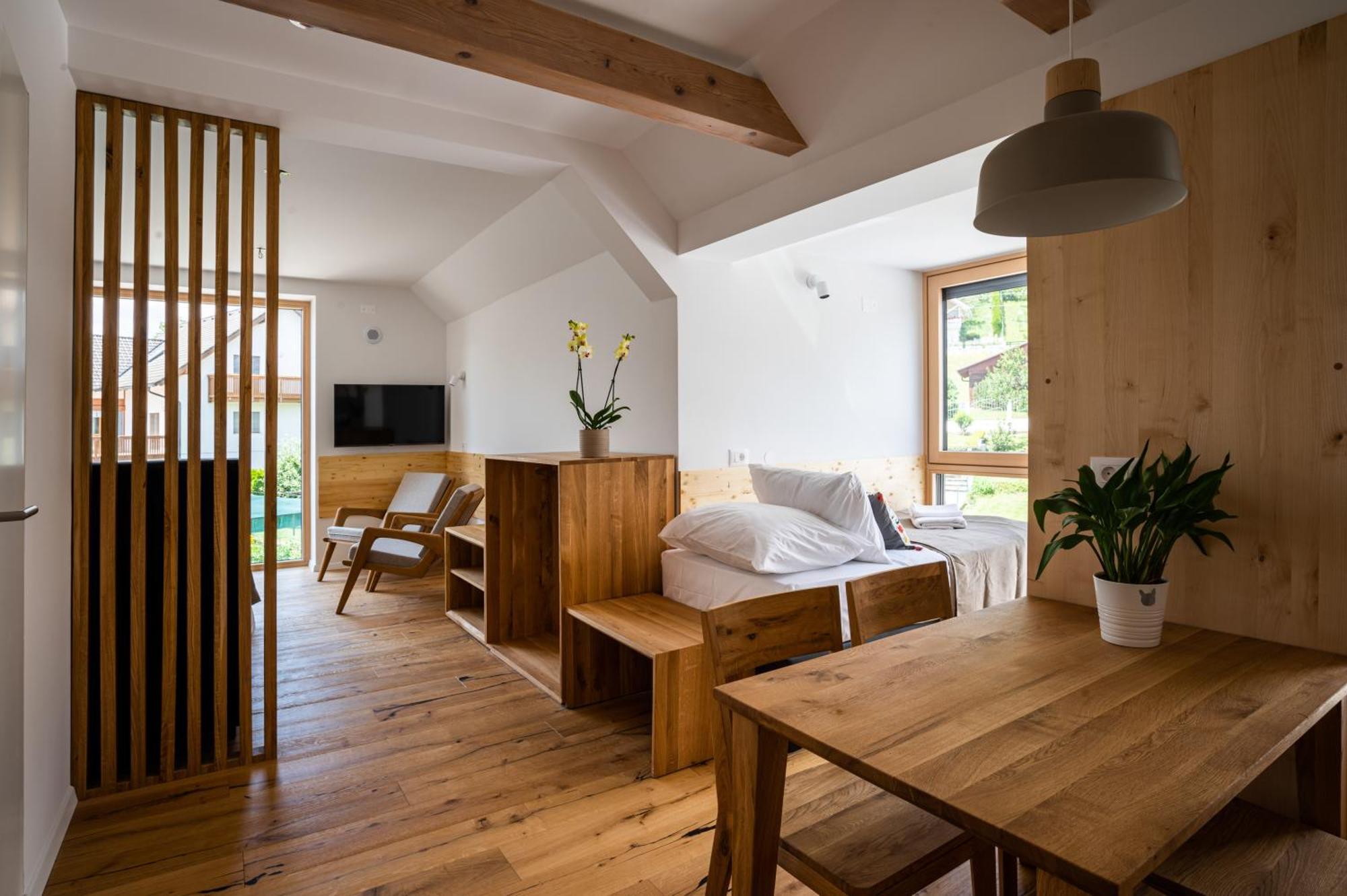 Appartamento Lucka Bled Quiet Location, Free Bikes, Big Garden, Doctor Esterno foto